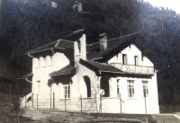 26-Scuola elementare per la frazione di California costruita negli anni '60..jpg