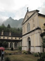 26) Interno della Certosa di Vedana.jpg