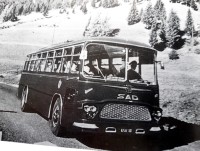 18) Anno 1960. Autocorriera Fiat 306 Sicca GT della ditta S.A.D. di Bolzano, in servizio nelle linee dolomitiche..jpg