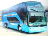 3) anno 2000 - pullman a due piani Ayats Bravo 1 della Dolomitibus;.jpg
