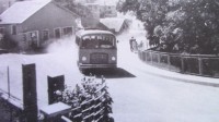 26) Anno 1949. Autocorriera della ditta Buzzatti OM Leoncino sulla linea estiva Agordo - Passo Duran.jpg
