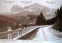 30g) La ferrovia delle Dolomiti corre parallela alla strada, anni '20. Tratto tra Acquabona e Zuel..jpg