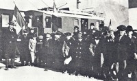 01a) inaugurazione nel 1925 del “trenino” Bribano-Agordo per il trasporto della pirite, dell’ammoniaca e dei viaggiatori..jpg