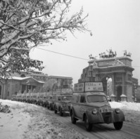 12) La 'Befana benefica' della Fiera di Milano nel 1954.jpg