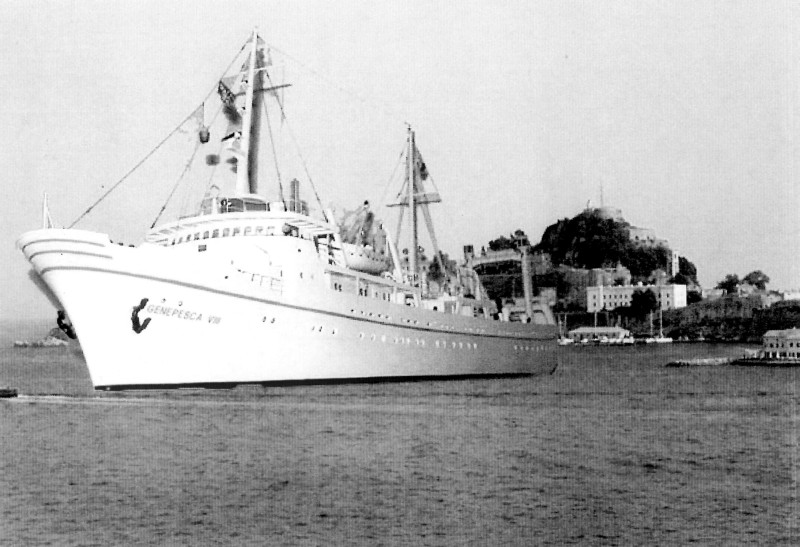 76-Genepesca VIII 1963. Seguiranno Genepesca IX nel 1964 e il Genepesca X nel 1965 costruiti nei cantieri navali Breda di Venezia..jpg