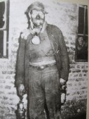 07-Il minatore Florindo De Paoli di San Gregorio nelle Alpi dopo otto ore di lavoro nelle viscere della terra. Belgio 1956.jpg