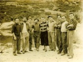 13-Cantiere in Sardegna, da sn Vito scot(me pare), al centro Camilo(me zio), Nani dei Chechi, Fiori e Corado maorin.jpg