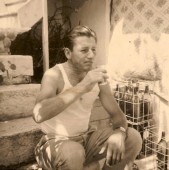 31-Toni subit si fa un goccio, anno 1967.jpg