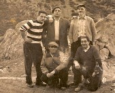 35-Vita dura nei cantieri Camillo, Nani dei chechi..jpg