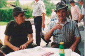 78-Belluno 1992-L'alpino Cassol Sergio il giorno del giuramento in comagnia del nonno Bortoluzzi Corrado classe 1910 reduce del Btg Feltre.jpg
