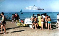 1) Porto garibaldi-queand ca Armando all purteave a tursi i giealat- i gelati di Armando erano buonissimi anche se erano un pò piccoli (ZACCARIA anni '60').jpg