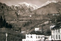 43-San Gregorio nelle Alpi m. 537, centro fine anni '50 ed. Lina Follin.jpg