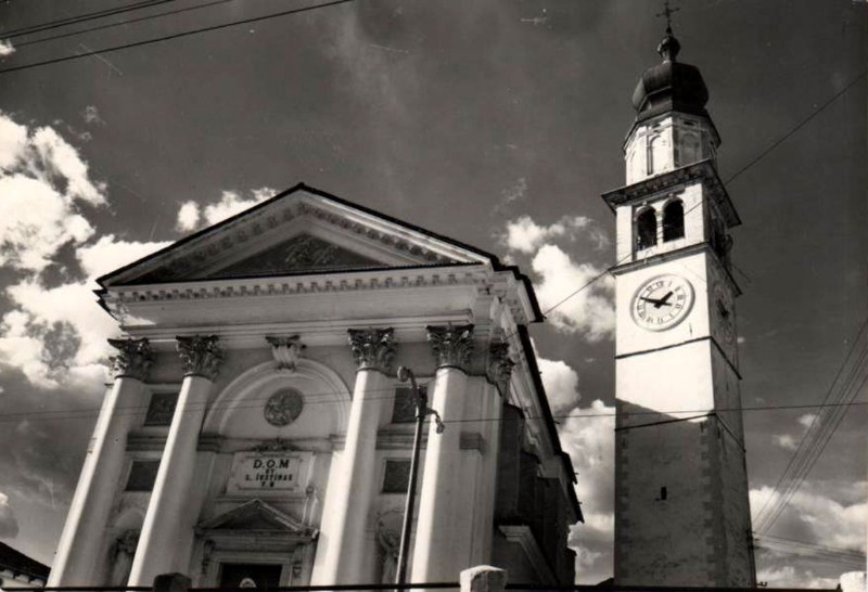 44-Santa Giustina - chiesa parrocchiale anni '60.jpg