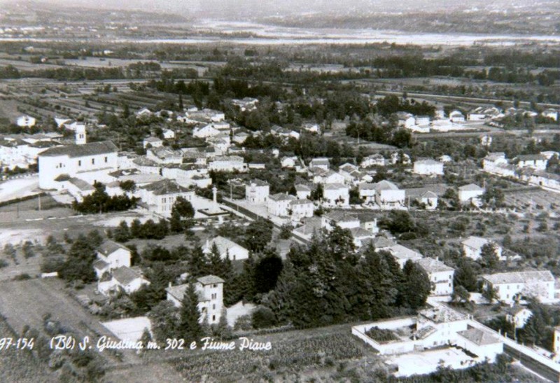 82-Santa Giustina mt. 302 e fiume Piave.jpg