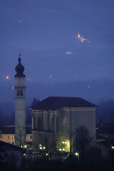109) Chiesa Arcipretale di Santa Giustina e Castello di Zumelle..jpg