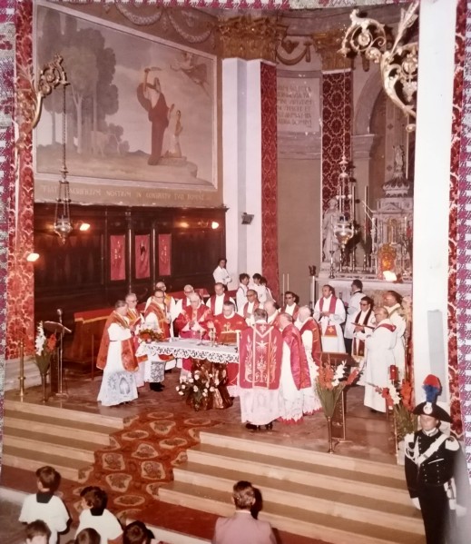 174) Il Cardinale Luciani Albino  Nella  chiesa di Santa -Giustina Bellunese.jpg