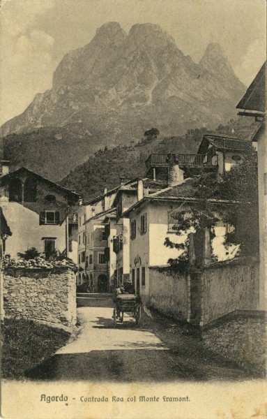 5) Agordo - Contrada Roa col Monte Framont - anno 1916.jpg