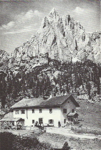 112) Il Falzarego.jpg
