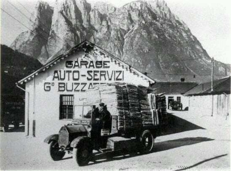 118) Garage della Ditta Buzzati, Agordo 1924 – 1925.jpg