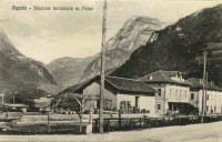 45) Ferrovia Bribano-Agordo - Agordo, stazione ferroviaria e m. Pelsa.jpg