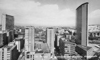 160) Grattacielo Pirelli e dintorni, anni '60..jpg