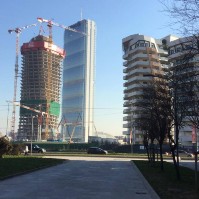 169) City life in costruzione -  il progetto è bellissimo e l'area delle Tre Torri e di piazza Morante diventaranno ciò che La Defense è oggi per Parigi..jpg