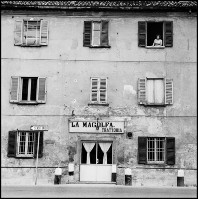 66) Milano 1962 - Via Magolfa,15 - Con amici negli anni 60 e 70. Mangiate e cantate a gogo! A prezzi accessibili!.jpg