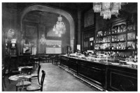 95) Cova, quando era in Piazza della Scala - Quanti panettoni e colombe nello stabilimento di viale Monza e poi le uova di pasqua decorate a mano,una bontà e una meraviglia d'altri tempi!.jpg