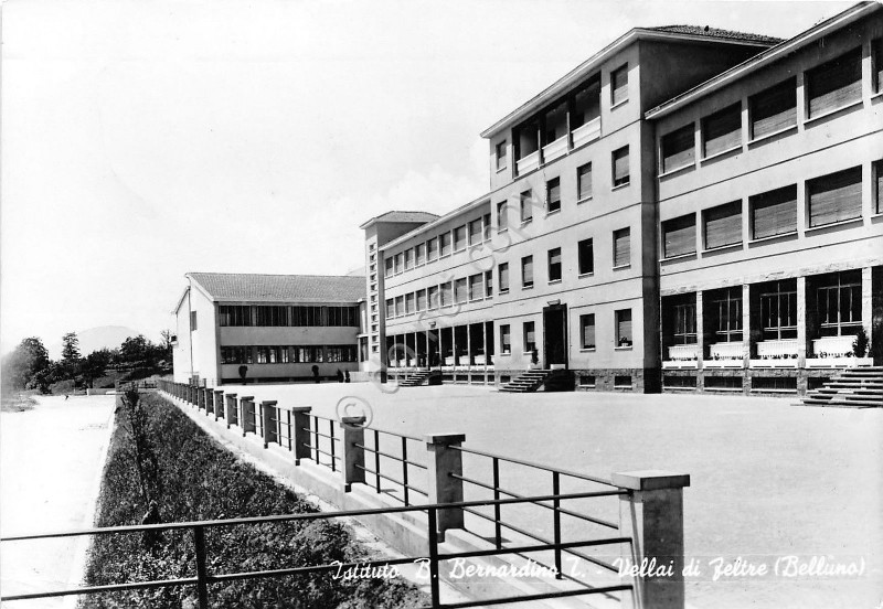 07) Istituto Beato Bernardino Tomitano - Vellai di Feltre (BL). Anno 1966..JPG