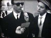 03c-Il maestro Giovanni Olivier a destra, maestro a Vellai della 5a.A nel 1959, alla festa di Sant'Agata a Vellai, anno 1963.jpg
