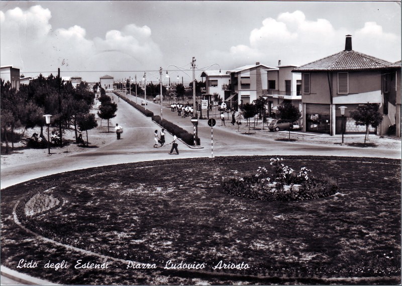 11-Piazza Manzoni 1959.jpg