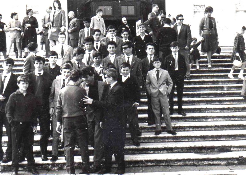 91a-Venezia isola della giudecca eravamo un bel gruppo - anni '60..jpg