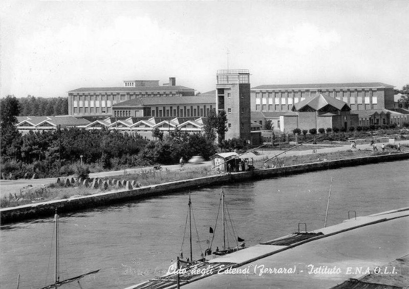 415-Lido degli Estensi - istituto marinaro anni 1955-56..jpg