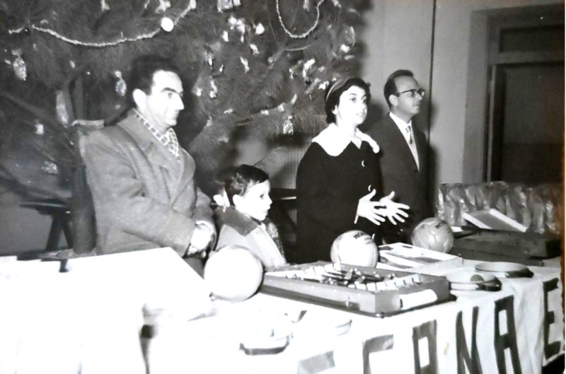 589) Istituto marinaro di Porto Garibaldi fine anni '50 - Festa della Befana 1957...jpg