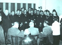 615) Porto Garibaldi inizio anni 60. si riconoscono da sn Nino Bonazza, Rizzo, Musacchio, Marraffa, Angelo Chianura, Quinci, Greco Pasquale..jpg