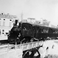 01c-Al Trinèn rimane nei ricordi della gente di quel tempo, di coloro che hanno avuto la fortuna di vederlo e di salirci, un vero e propio spettacolo di quell'epoca (1911-1945)..jpg