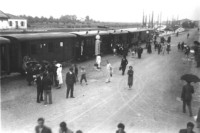 11f-Anni '30 - Quando a Magnavacca (in quella data già Portogaribaldi) arrivava anche il treno!!!.jpg