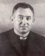17) don Giovanni Marcon, primo e unico parroco;.jpg