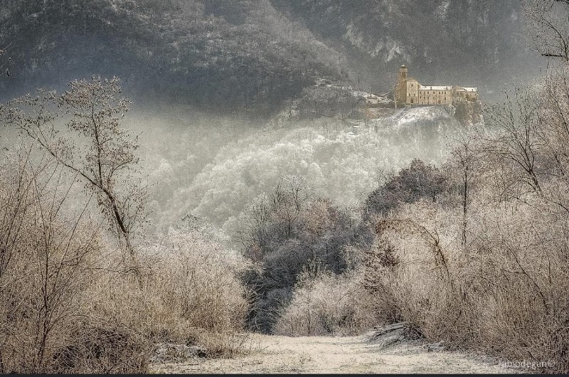 137) San Vittore & Corona nel periodo invernale.jpg