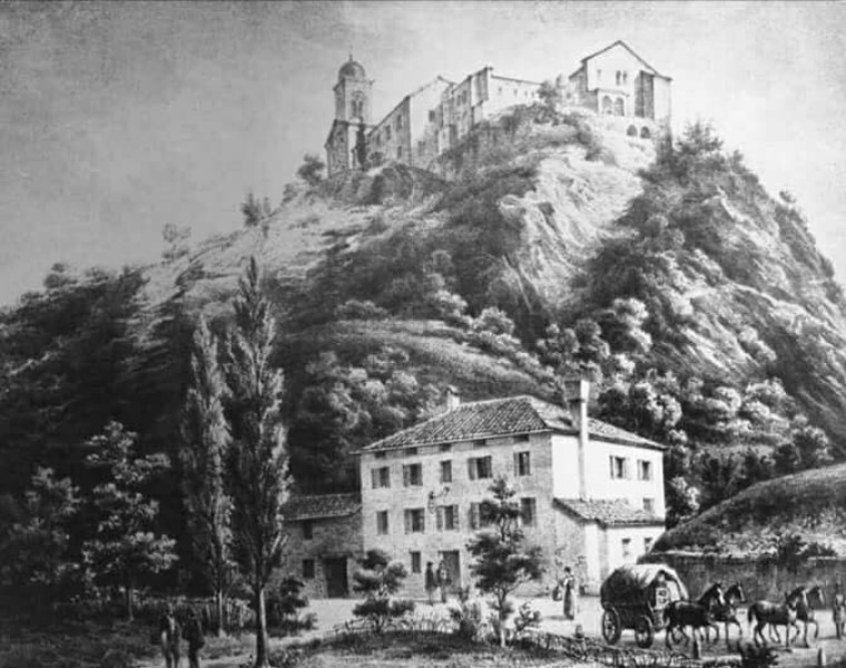 112) Santuario dei Santi Vittore e Corona, in primo piano l’osteria alla chiusa.jpg