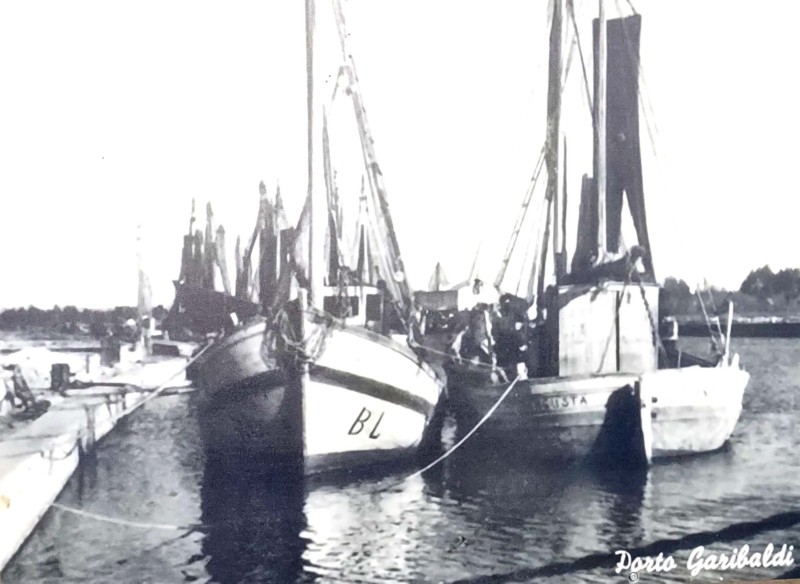 190d- Magnavacca, il porto..jpg