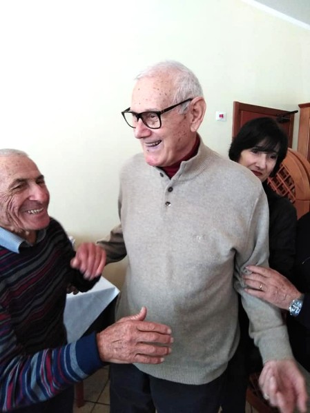 32) Pasquale Altamura e Carlo Tosini vicedirettore anni '60 a Porto Garibaldi.jpg