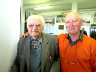 13c-Da sn Alberi Renzo (traghettatore) e Gianni Gislon.jpg