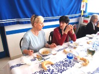 44-Signore al pranzo.jpg