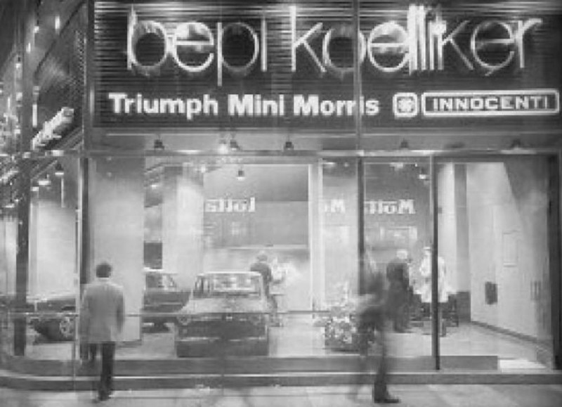 134) Amarcord Bepi Koelliker - Dopo la Rinascente, il posto più usato per gli appuntamenti in centro!.jpg