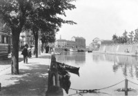 22) la Darsena, peccato che gli alberi non ci sono più....jpg