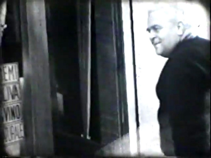 04-Vittorio Meneghaz gestore del negozio di alimentari.jpg