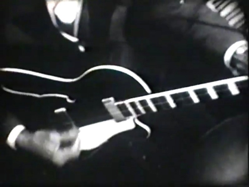 25e-Chitarra dell'orchestrina.jpg