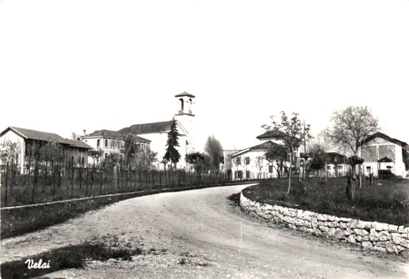 39a) Vellai - Il paese.JPG