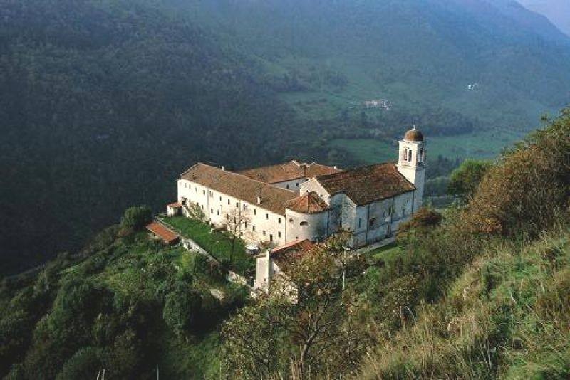 43) San Vittore e Corona.jpg